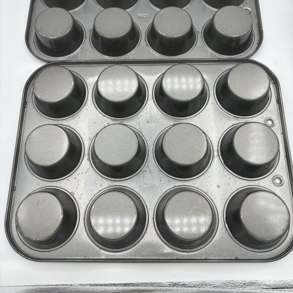 Ekco‎ Muffin Pans Lot of 2 Regular Size Cupcake Mold 12 Hole Slot Each USA - Picture 10 of 12
